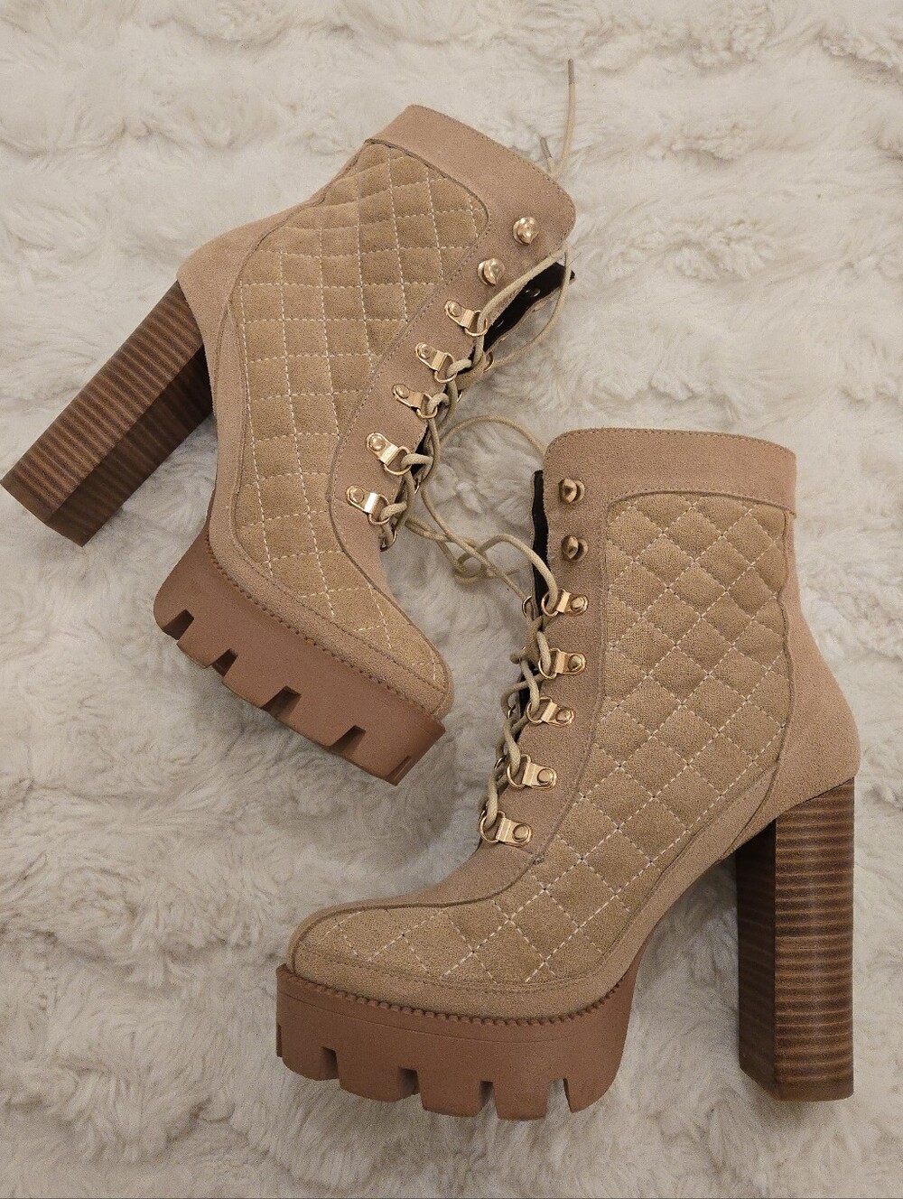 Rag & Co Quilted Lace-Up Platform Lug Sole Booties – Size 8
